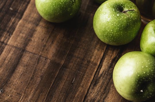 How green is it to eat an apple?